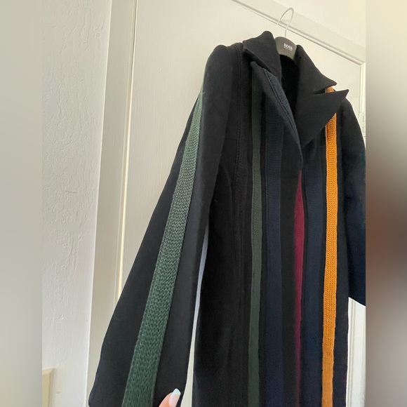 Wool jacket with weaved elements - Picture 3 of 5